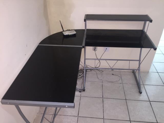 Mesa para computador e escritório