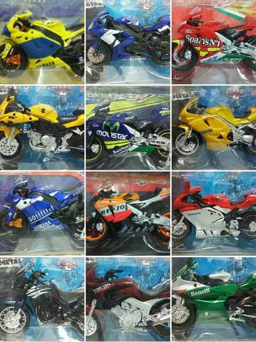 Motos 1/18