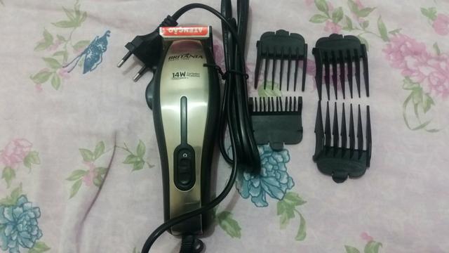 Máquina de cortar o cabelo