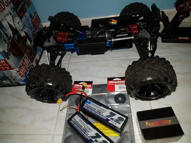 Revo 3.3 automodelo convertida elétrica