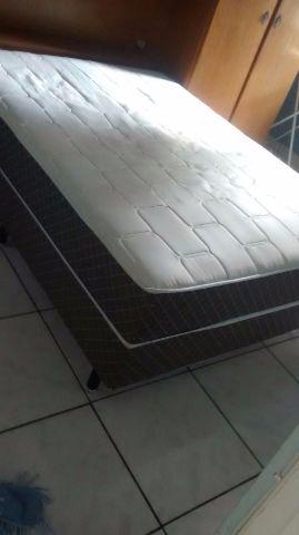 Cama box com colchão
