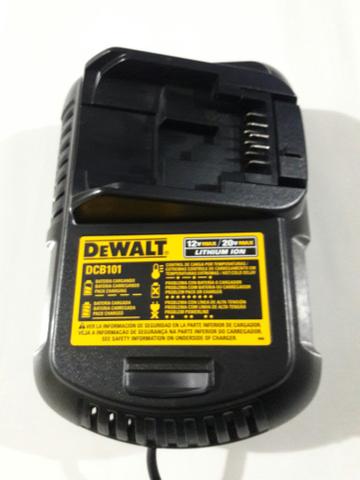Carregador dewalt novo 110v