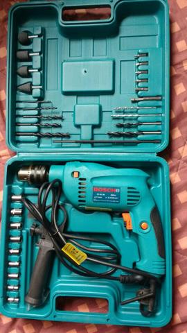 Furadeira bochs 800w