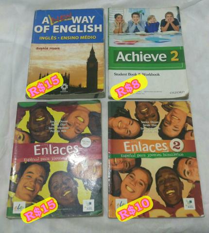 Livros de inglês e espanhol