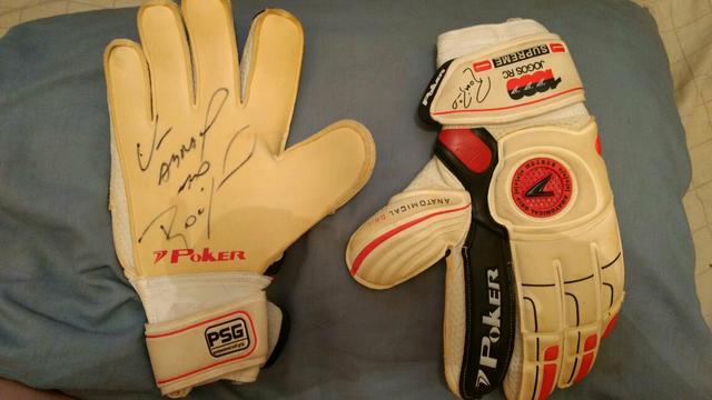 Luva Autografada