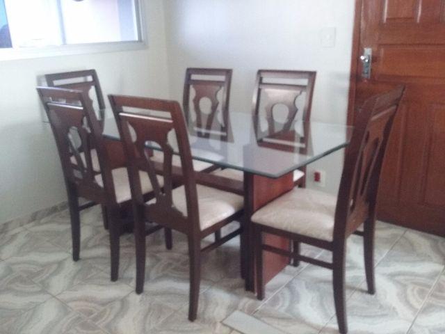 Mesa rubi com tampo de vidro todo castanho