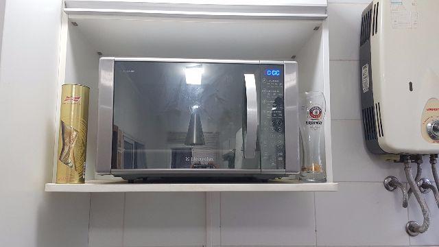 Microondas BlueTouch Electrolux Inox 220V - Praticamente