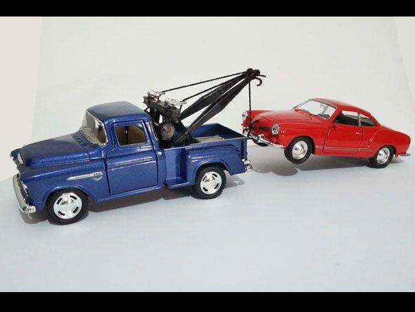 Miniaturas Chevy Stepside e Karmann Ghia