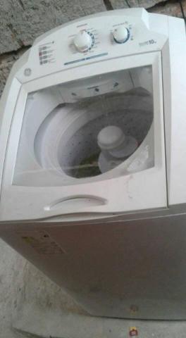 Máquina de lavar roupas 10kg funcionando perfeitamente com