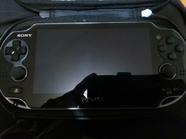 Ps Vita semi novo