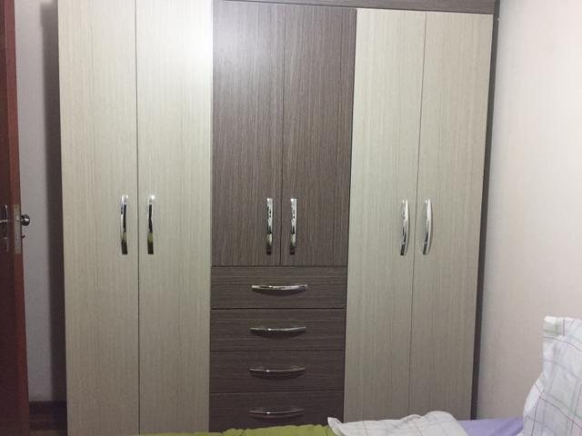 Vendo Armário semi novo. 4 meses de uso