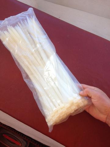 Abraçadeira de nylon branca 400g