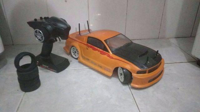 Automodelo 1/10 elétrico