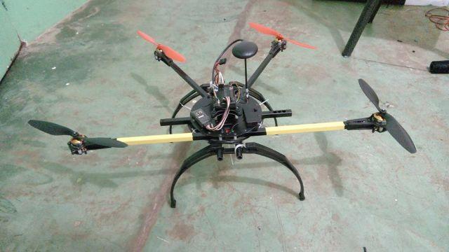 Drone APM 2.6 - GPS - Telemetria - Frame fibra de carbono
