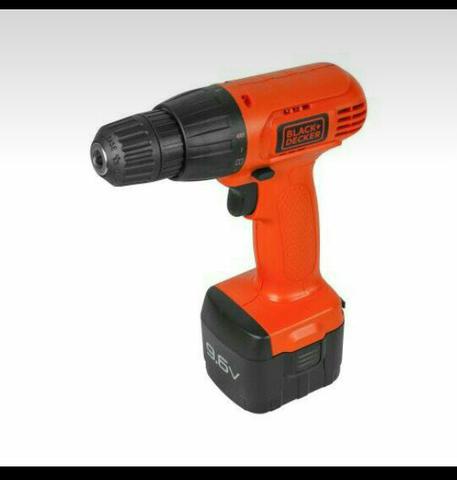 Furadeira e Parafusadeira Black & Decker