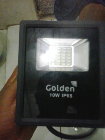 Refletor a prova de agua e semi novo