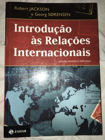Vendo livro Introdução às Relações Internacionais