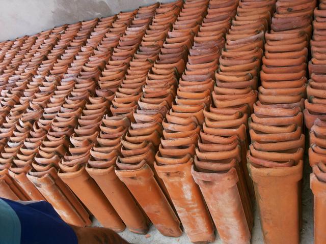 Dois milheiro e meio de telha praina!