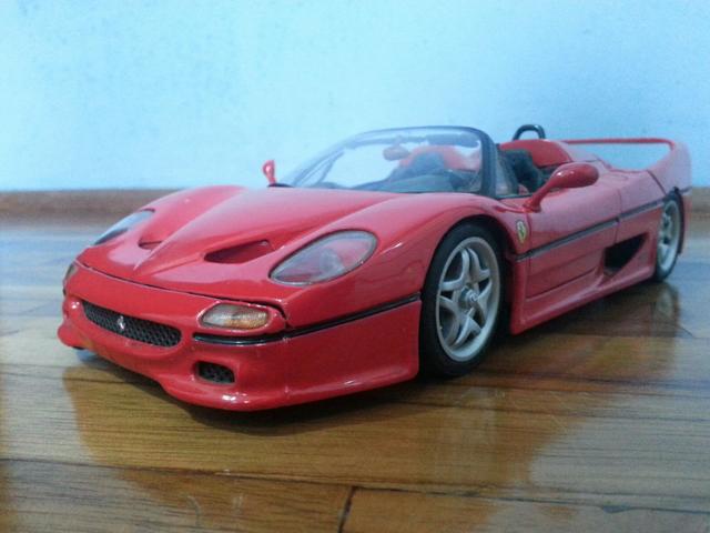 Ferrari F50 escala 1/18