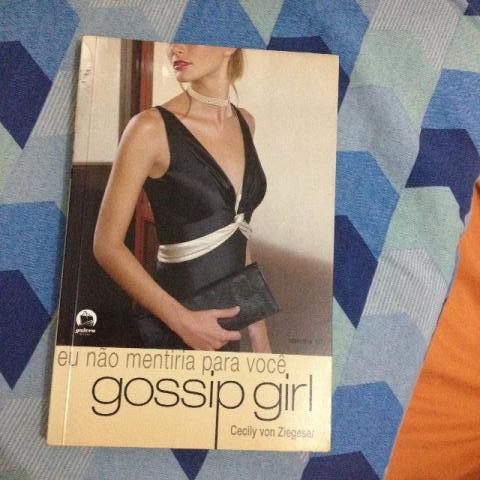 Gossip Girl Volume 10