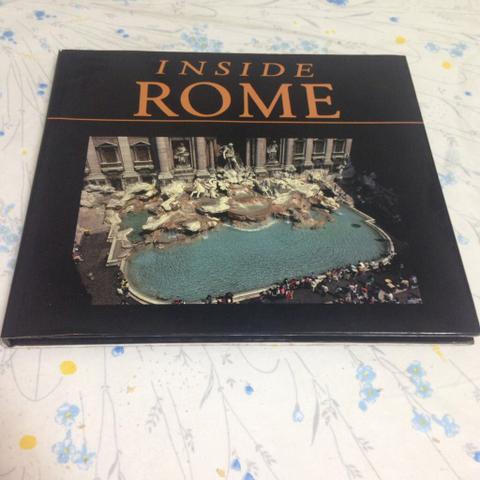 Livro "Inside Rome"