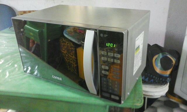Microondas Consul. 20litros. esse valor já com a emtrega.