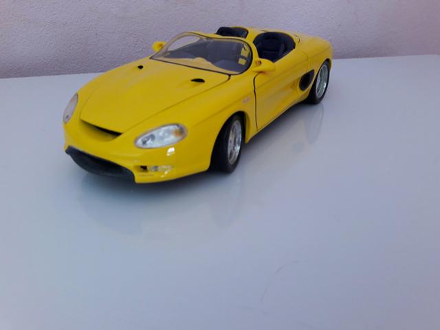 Miniatura mustang march iii 1/18