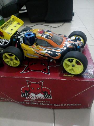 Carrinho alto modelo a combustão