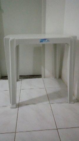 Mesa plastica quadrada