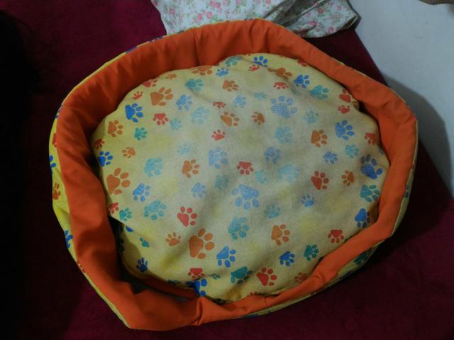 Otima cama para cachorros bem grande