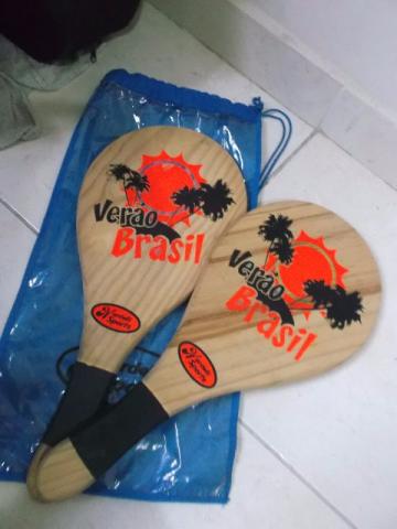 Raquetes de madeira frescobol