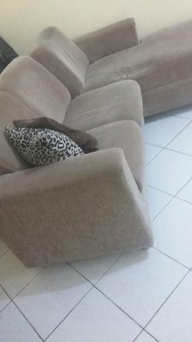 Sofá a venda.