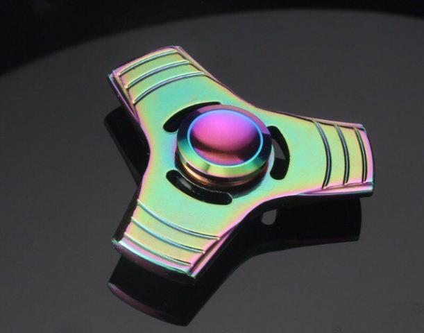 Spinner Titanium Color Tri Fidget