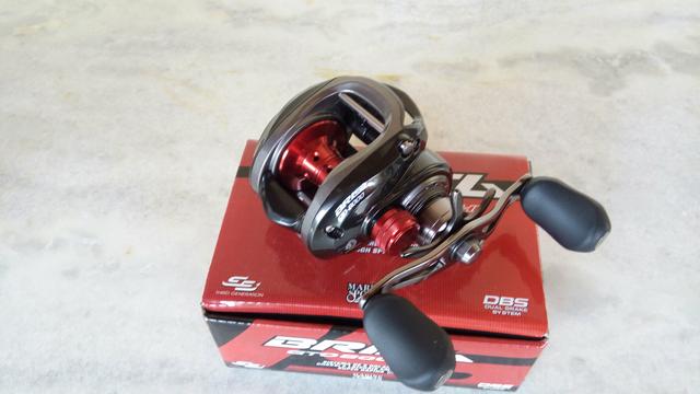 Carretilha brisa GTO  shi nova na caixa