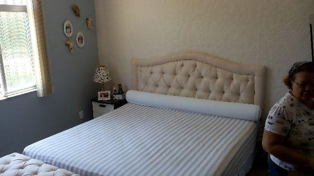 Conjunto de cabeceira e bau