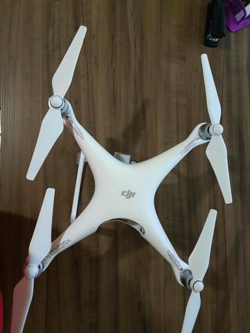 Drone phantom 4 novíssimo