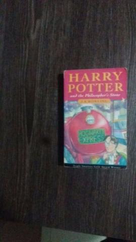 Harry Potter and the Philosopher's Stone primeira edição