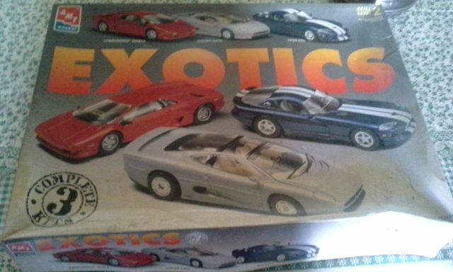 Kit plastimodelo AMT Exotics Cars
