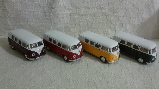 Miniaturas VW Kombi Corujinha