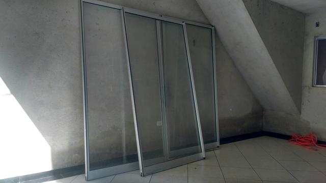 Portao de sacada ou garagem d