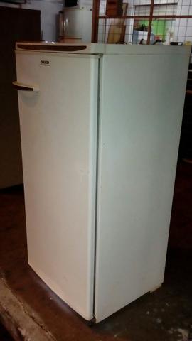 Refrigerador Dako 290 lts