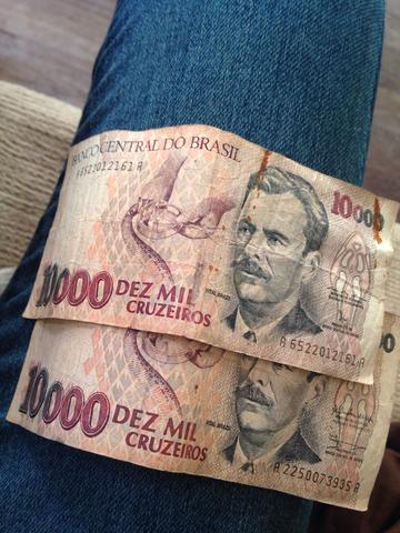 Vendo lote de notas antigos brasileiras para coleção