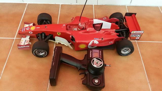 Automodelo kyosho F 1