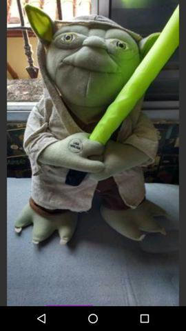 Boneco mestre Yoda