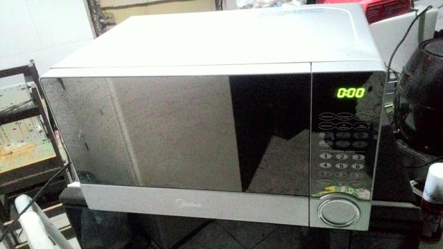 Microondas 110 volts pequeno prata lindo,Mogi das Cruzes