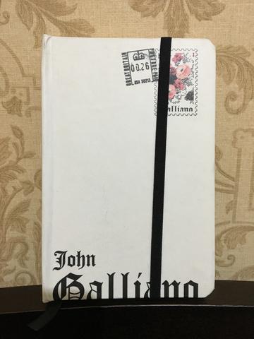 Bloco de Anotações John Galliano