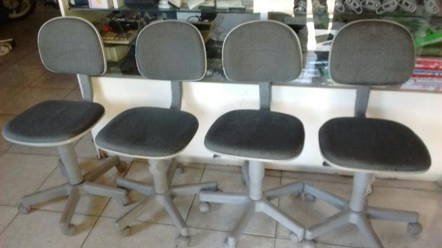 Cadeiras unidade