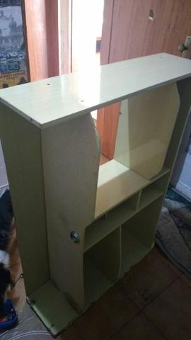 Mesa pra computador e acessórios