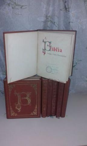 Biblia catolica em 8 fasiculos