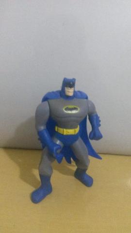 Boneco do Batman - com alavanca para mexer o braço
